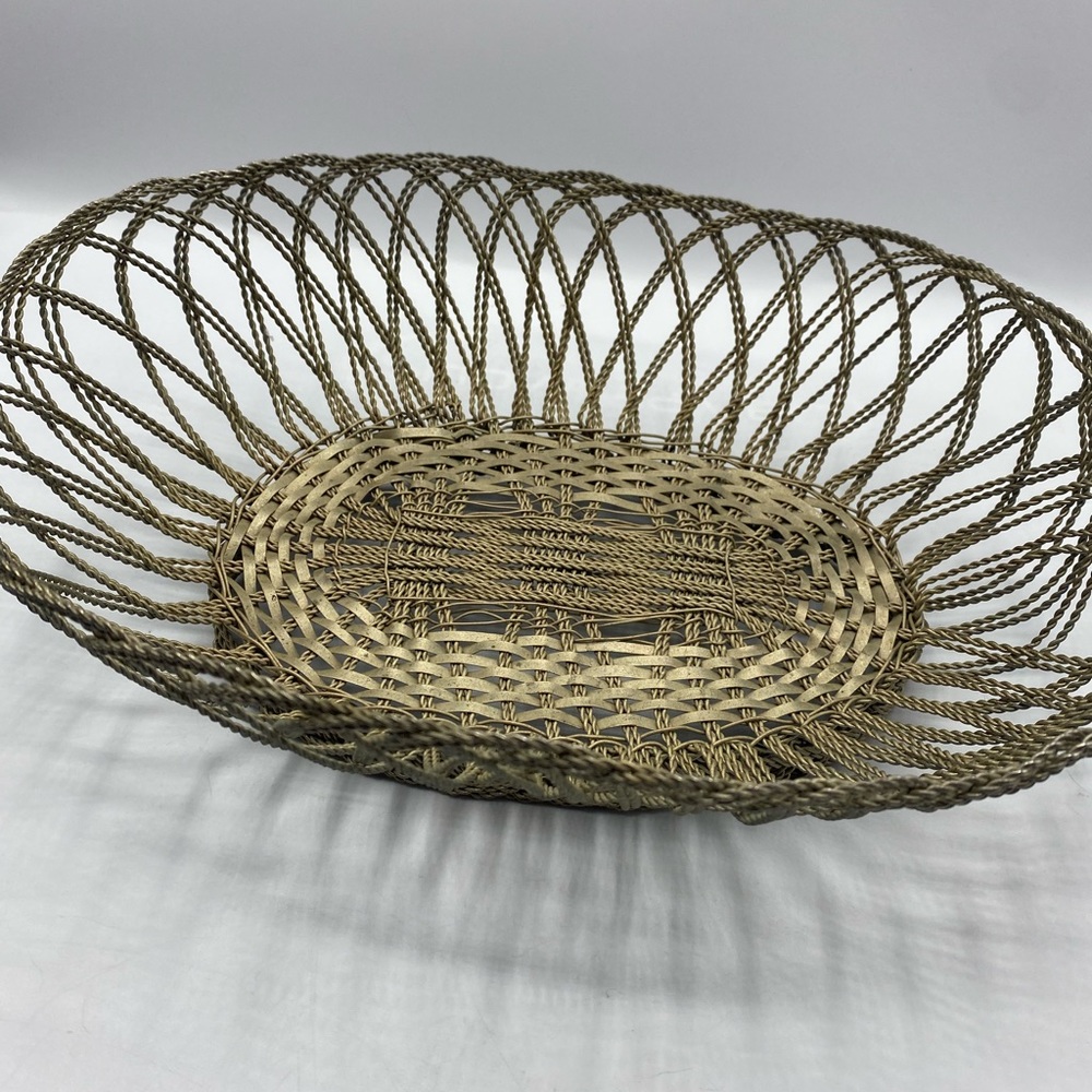 Old handmade style metal retro wire fruit basket Knick knacks storage baskets